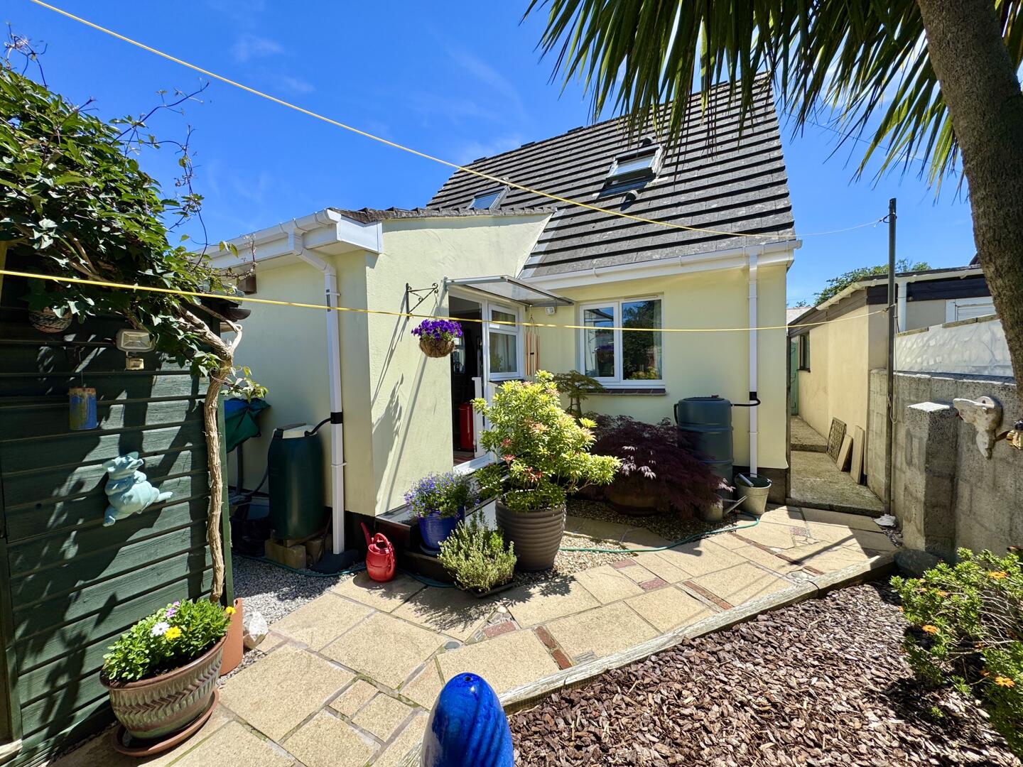 2 bed property in Agar Road, Redruth